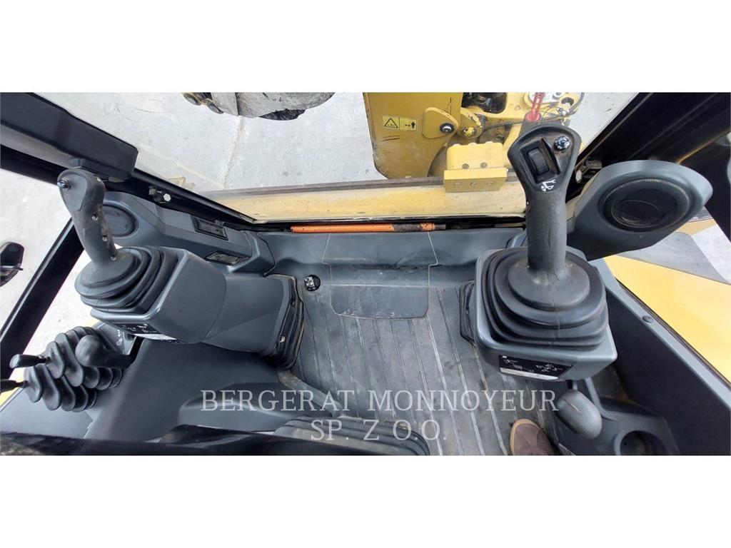 CAT 432F2 Kotrórakodók