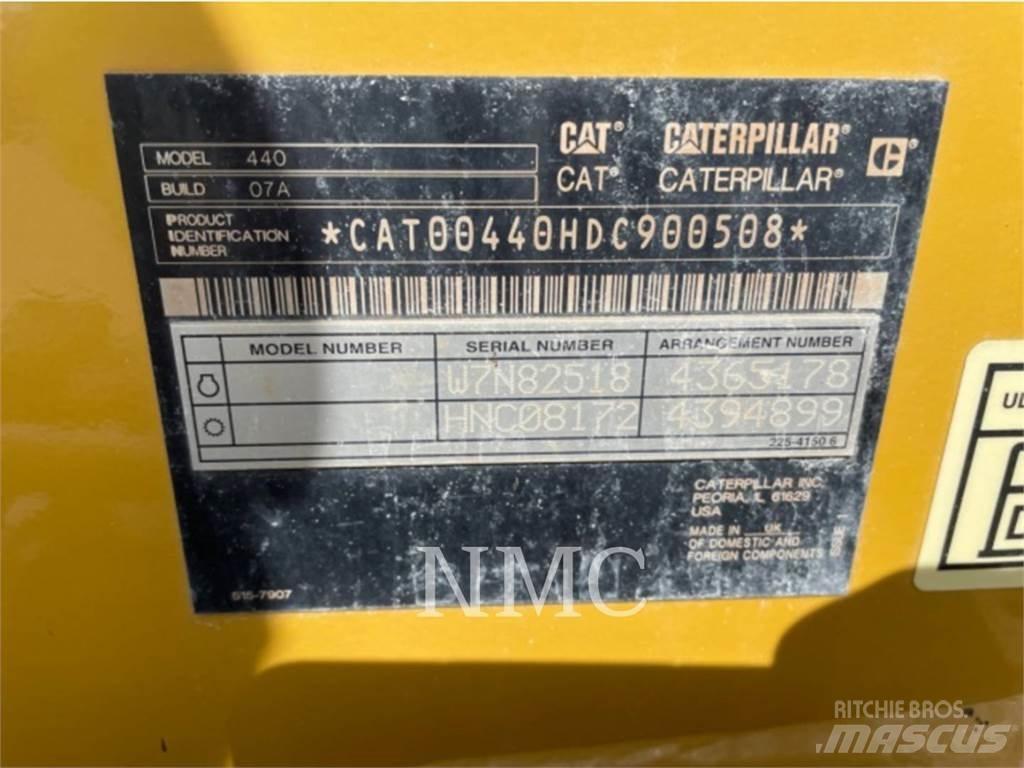 CAT 440 Kotrórakodók