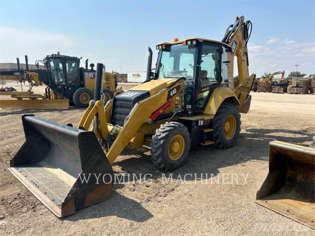 CAT 440 Kotrórakodók