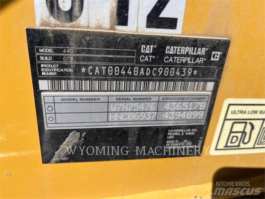 CAT 440 Kotrórakodók
