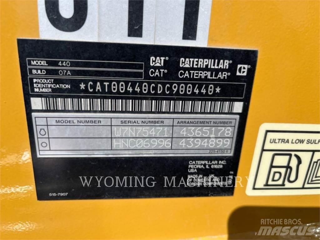CAT 440 Kotrórakodók