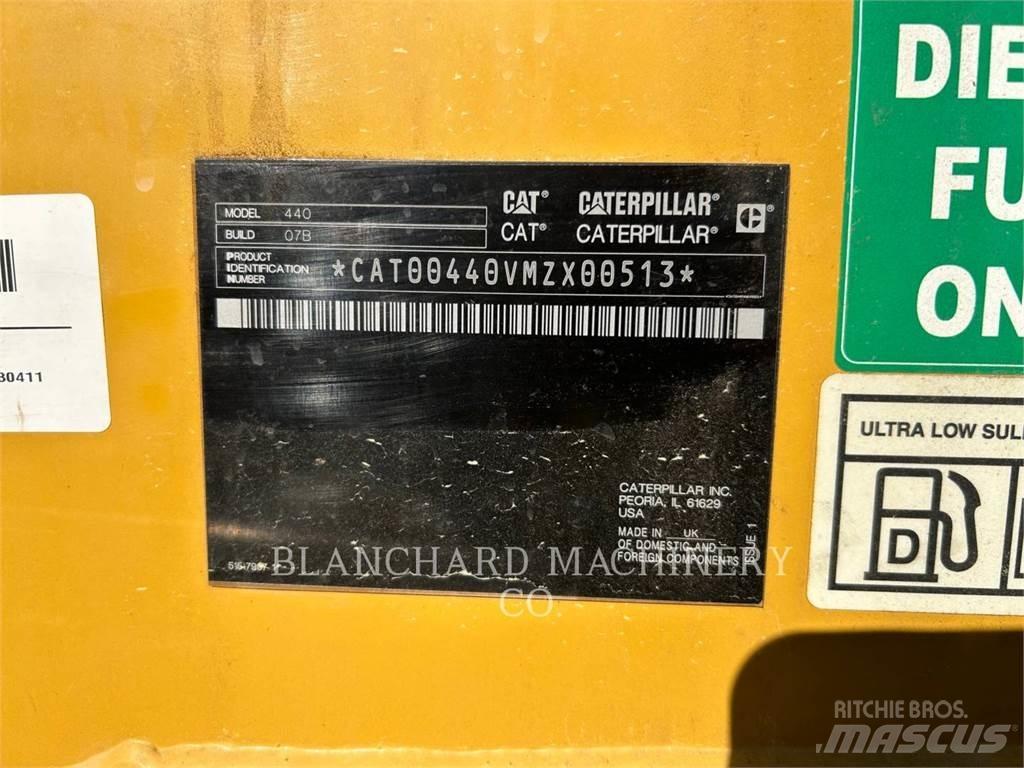 CAT 440 Kotrórakodók