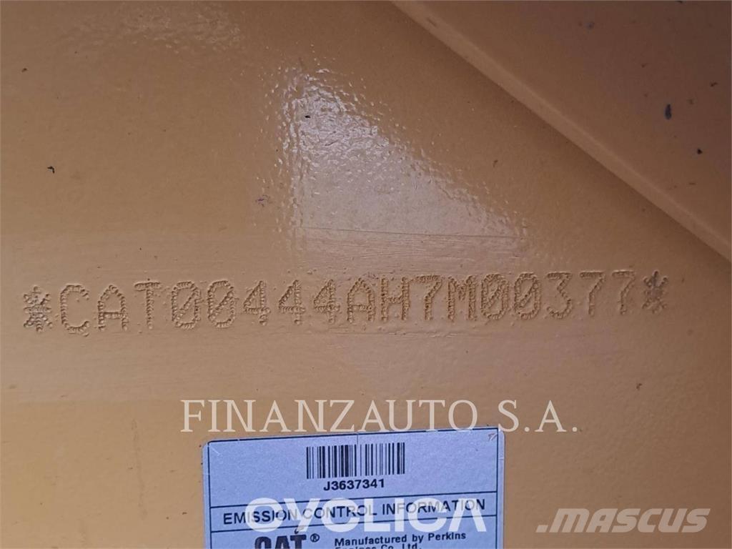 CAT 444 TRINITYB V Kotrórakodók