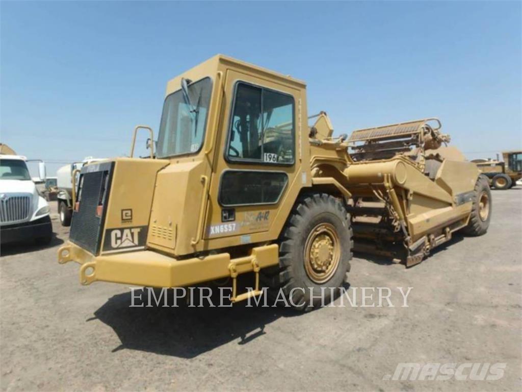CAT 613C Földnyesők (szkréperek)