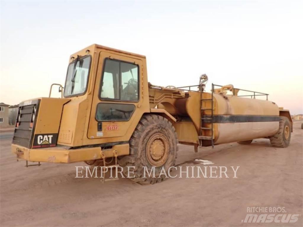 CAT 613C WW Vízszállító teherautók