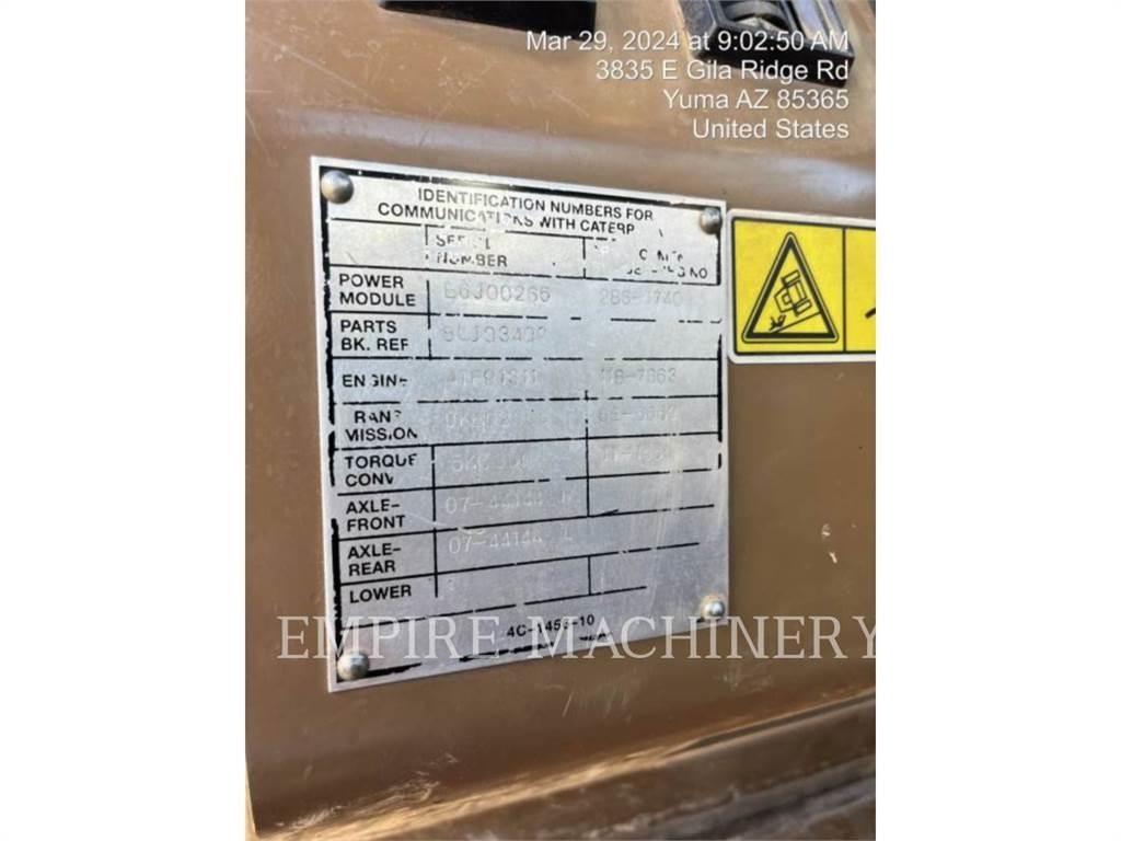 CAT 613C WW Vízszállító teherautók