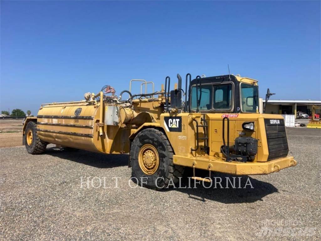 CAT 613G WT Tartályos teherautók