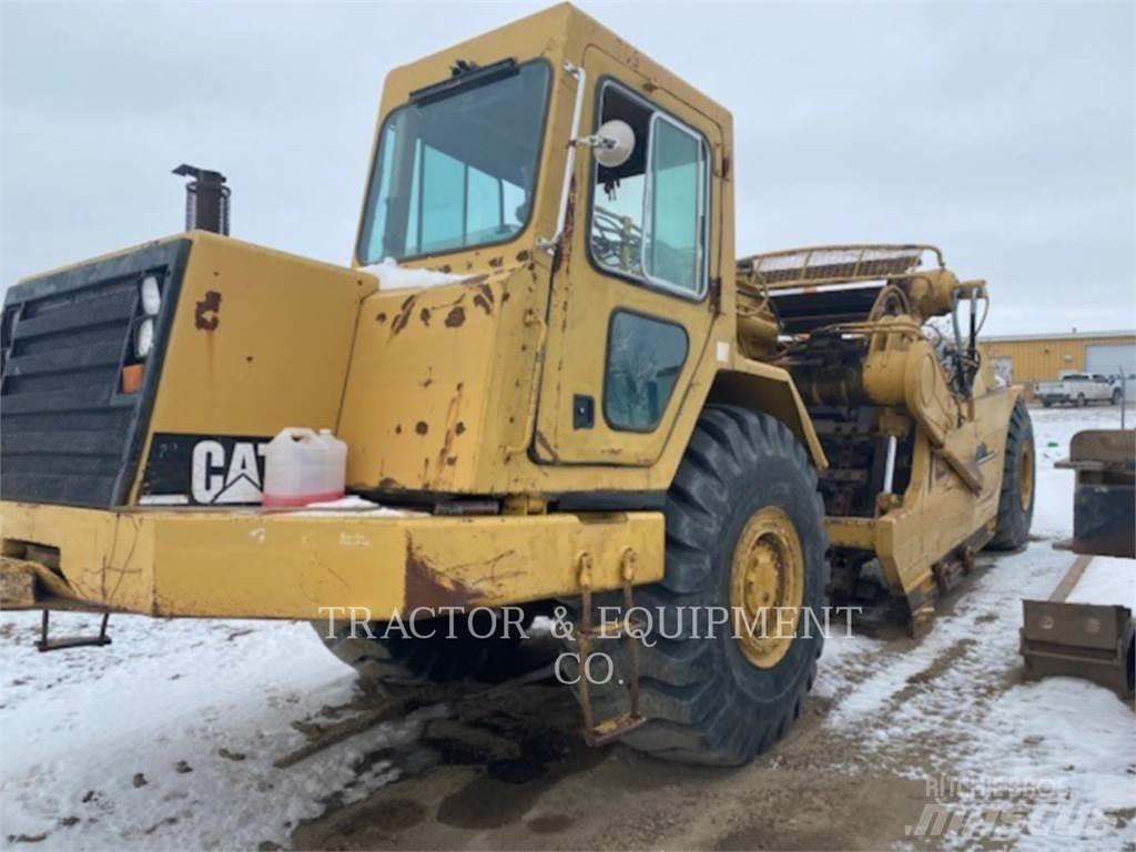 CAT 615C Földnyesők (szkréperek)