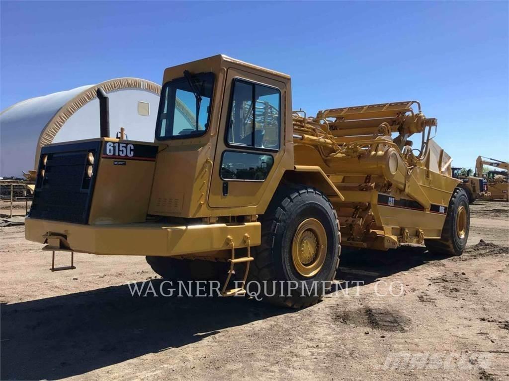 CAT 615C II Földnyesők (szkréperek)