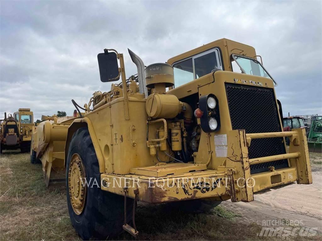 CAT 621B WW Vízszállító teherautók