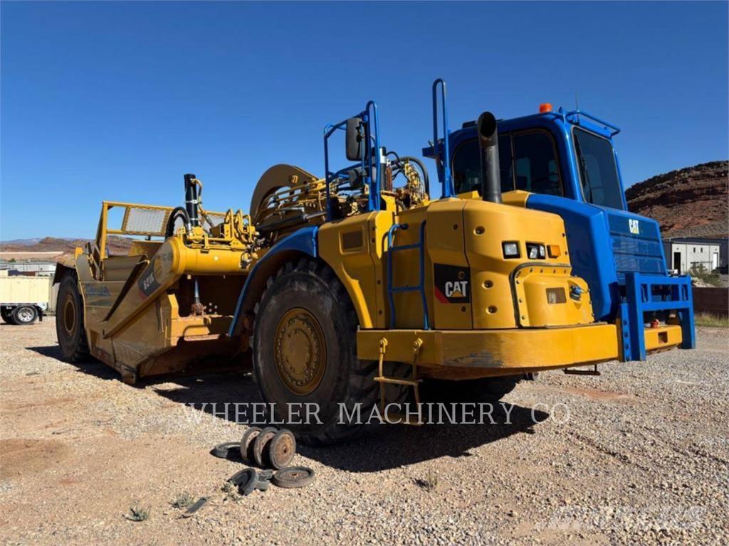 CAT 621K Földnyesők (szkréperek)