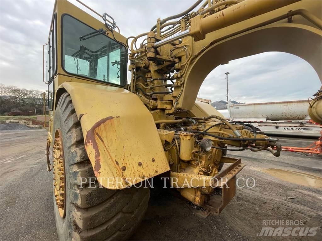 CAT 623E Földnyesők (szkréperek)