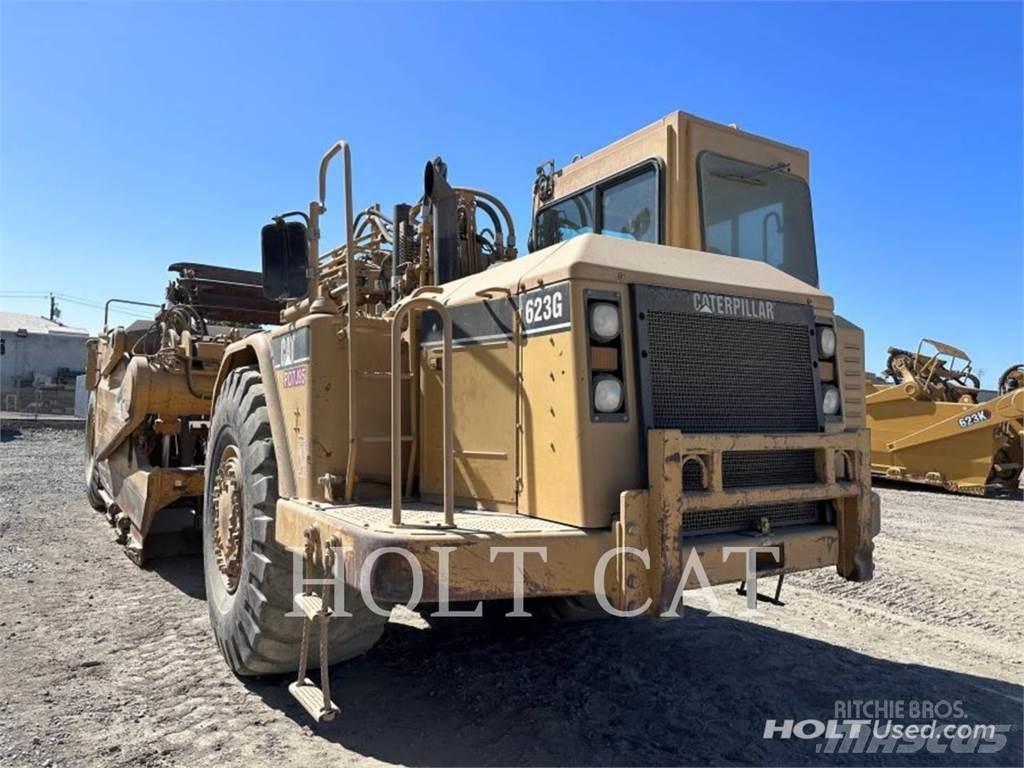 CAT 623G Földnyesők (szkréperek)