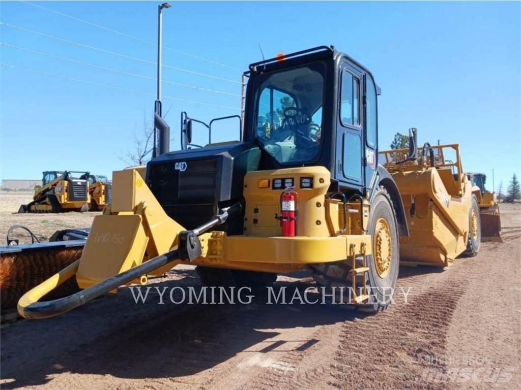 CAT 627 Földnyesők (szkréperek)