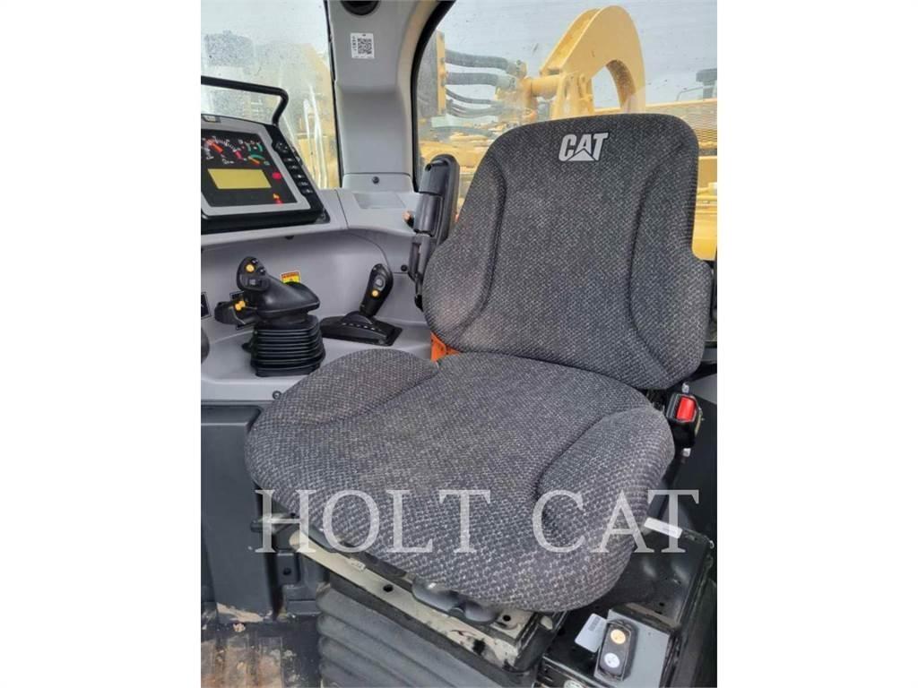 CAT 627 Földnyesők (szkréperek)