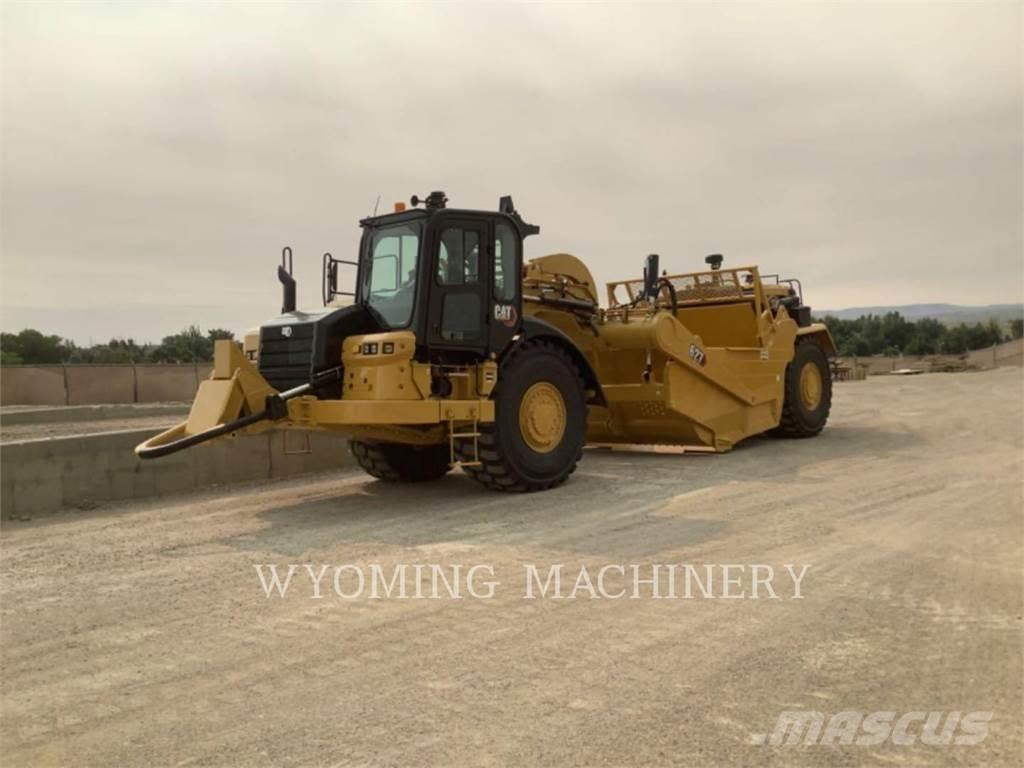 CAT 627 Földnyesők (szkréperek)