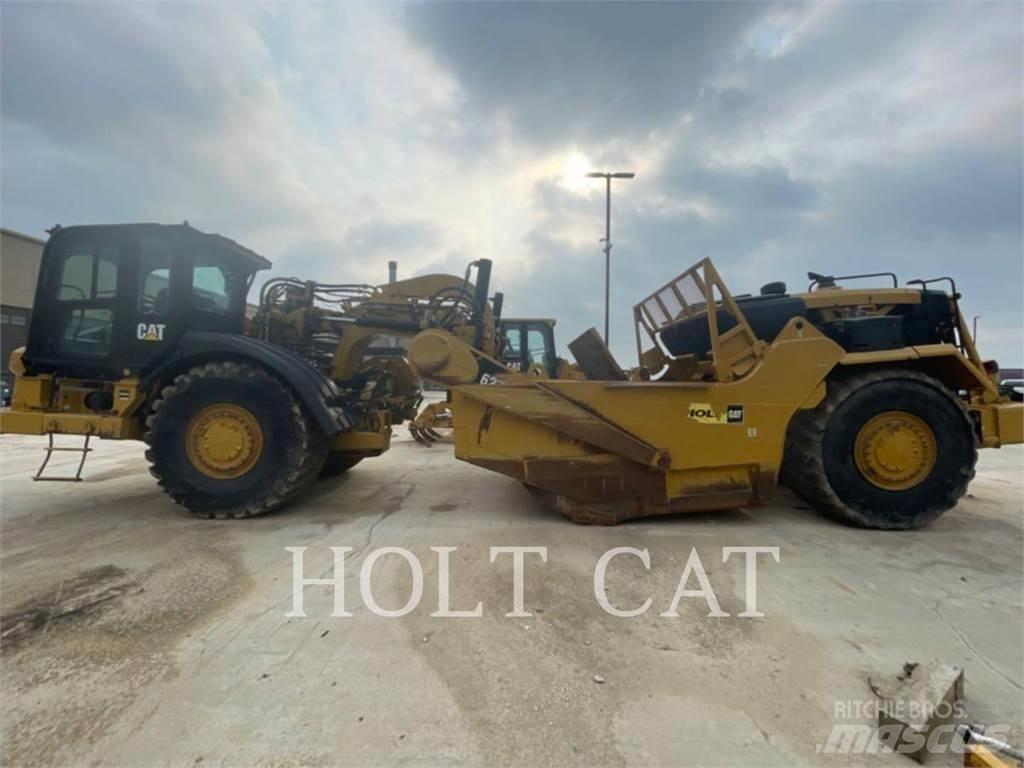 CAT 627K Földnyesők (szkréperek)