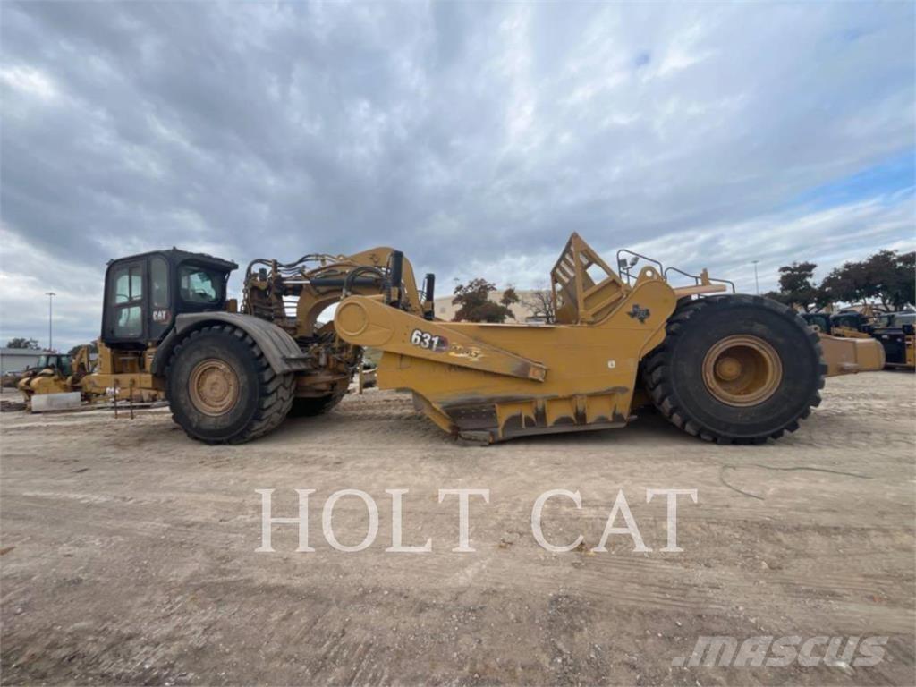 CAT 631 Földnyesők (szkréperek)