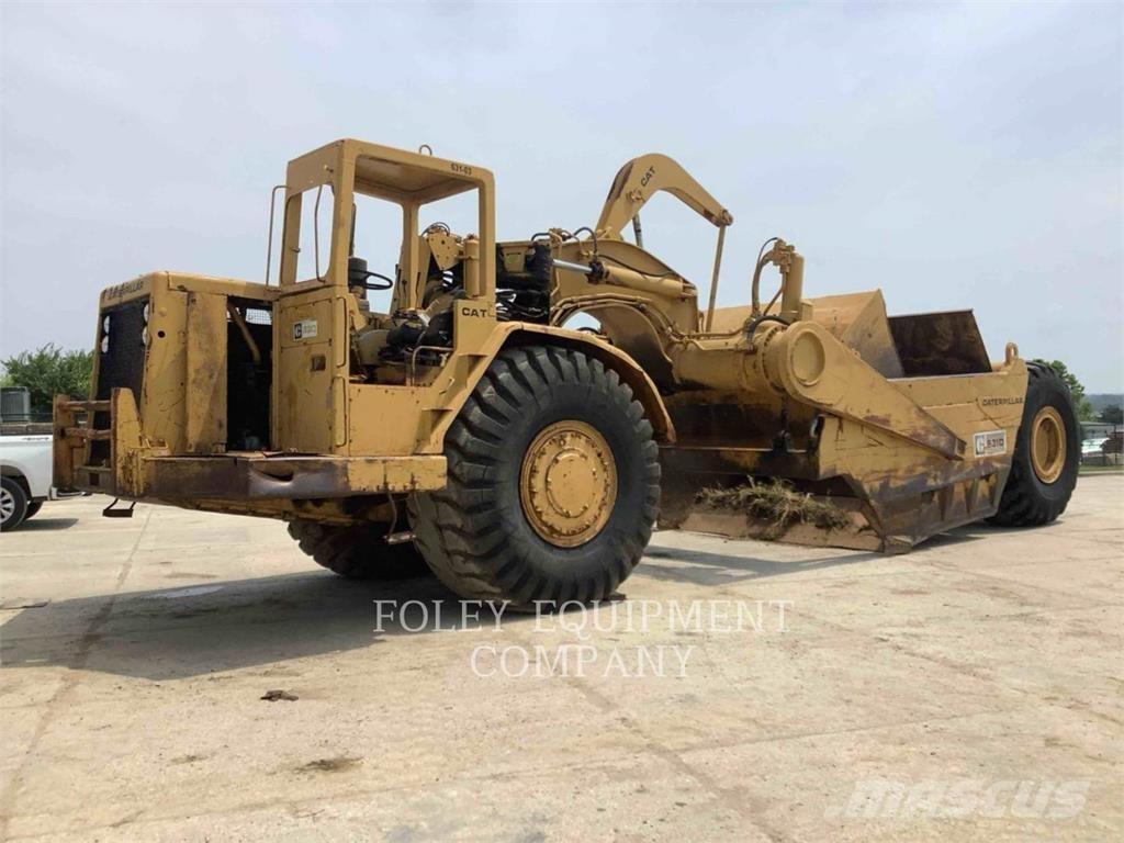 CAT 631D Földnyesők (szkréperek)