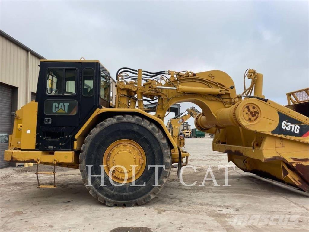 CAT 631G Földnyesők (szkréperek)