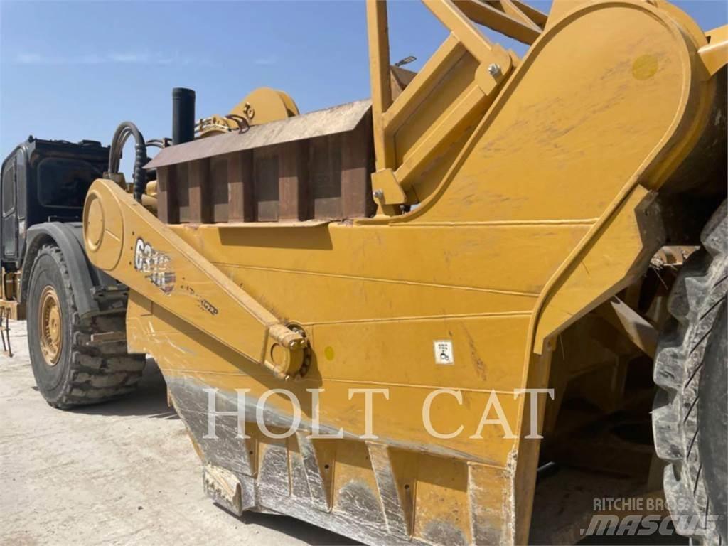 CAT 631K Földnyesők (szkréperek)