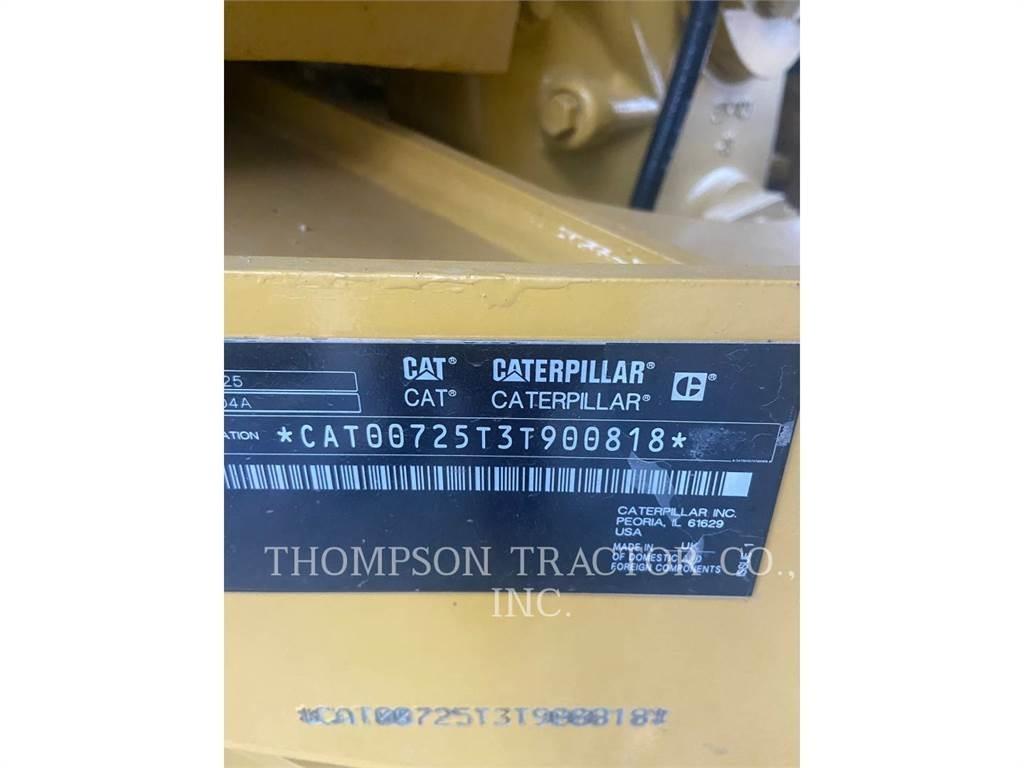 CAT 725 Csuklósdömperek