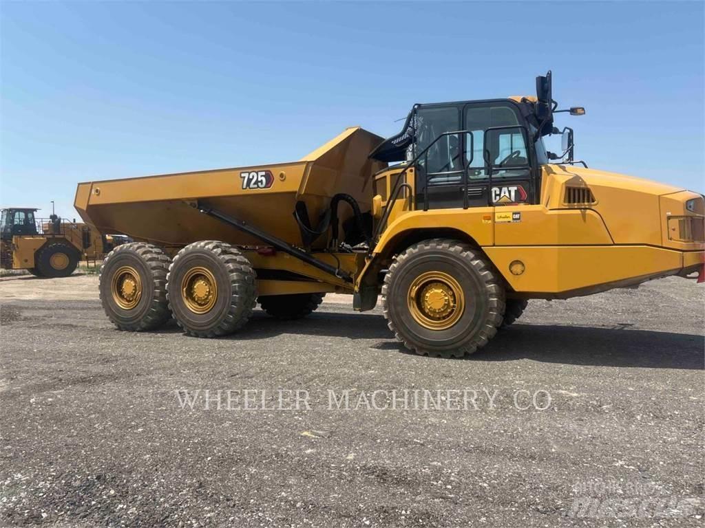 CAT 725 Csuklósdömperek