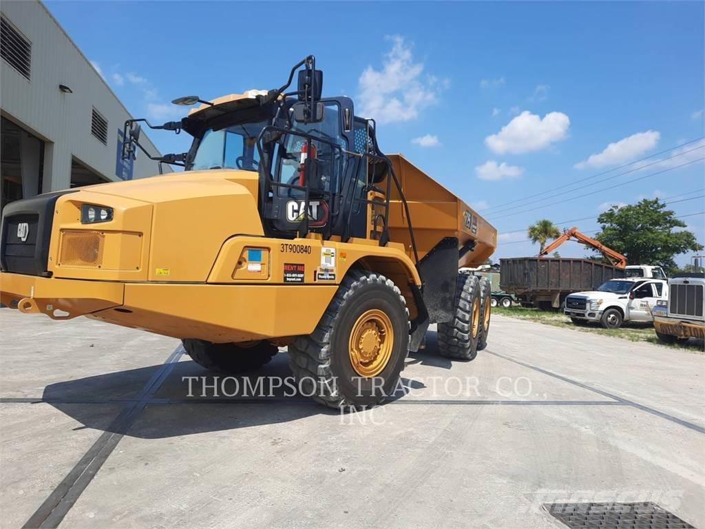 CAT 725 Csuklósdömperek