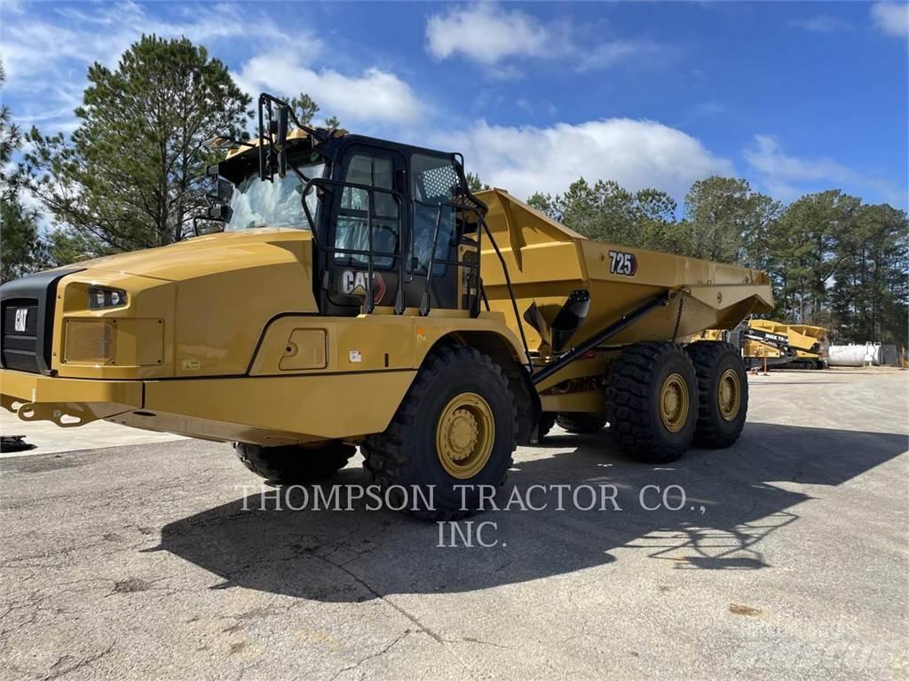 CAT 725 Csuklósdömperek