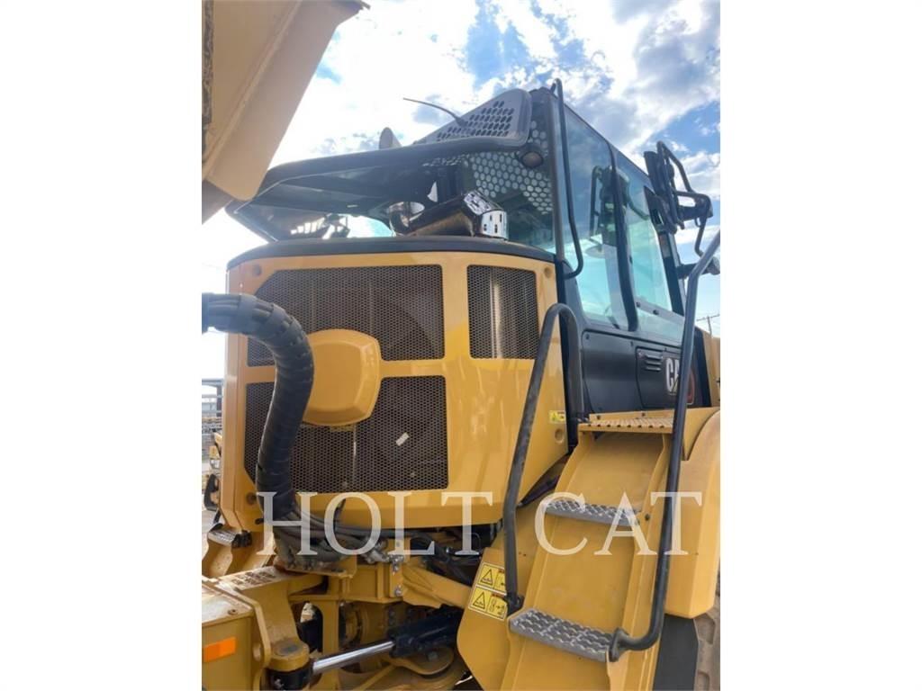CAT 725 Csuklósdömperek
