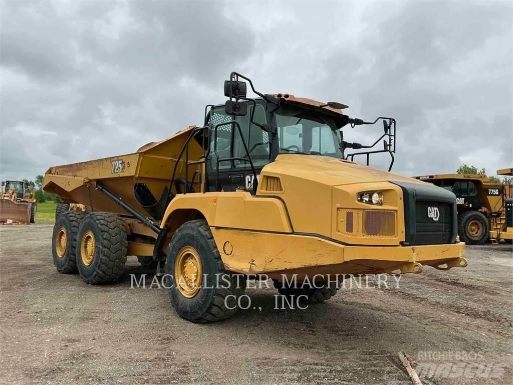 CAT 725 Csuklósdömperek