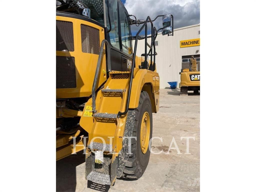 CAT 725 Csuklósdömperek