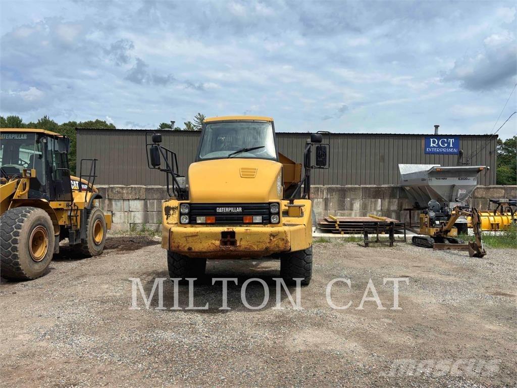 CAT 725 Csuklósdömperek