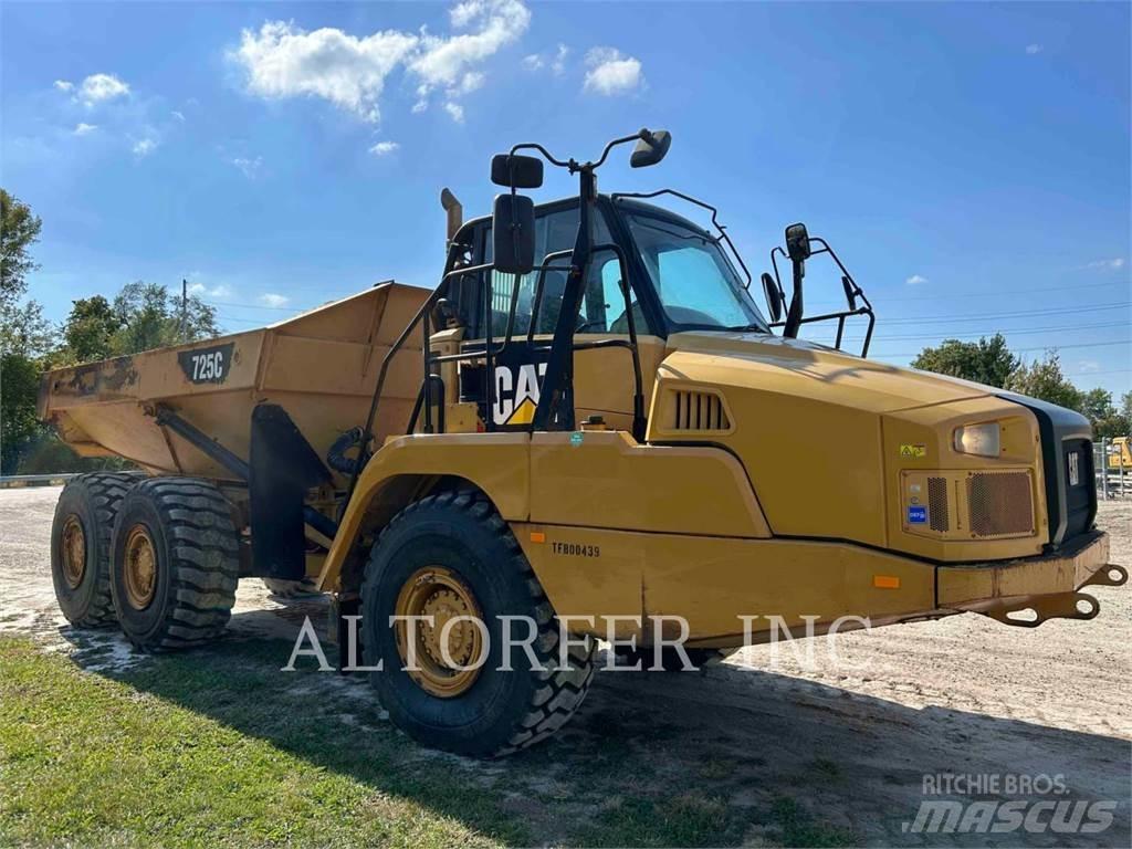 CAT 725C Csuklósdömperek