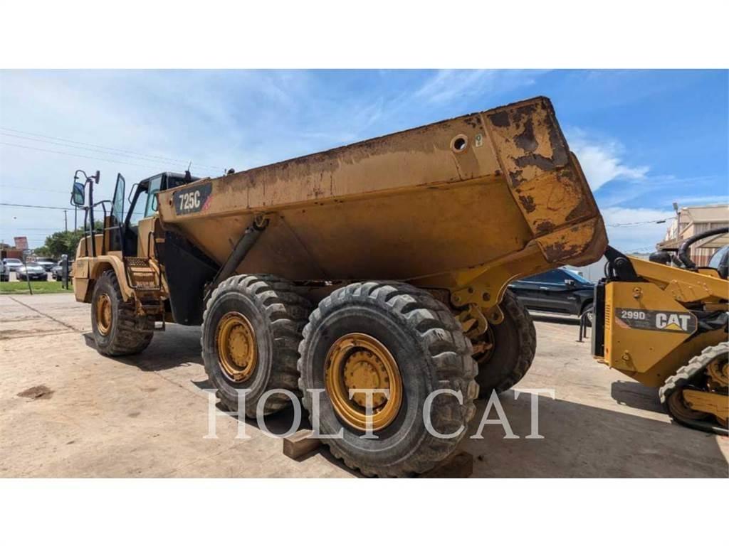 CAT 725C Csuklósdömperek