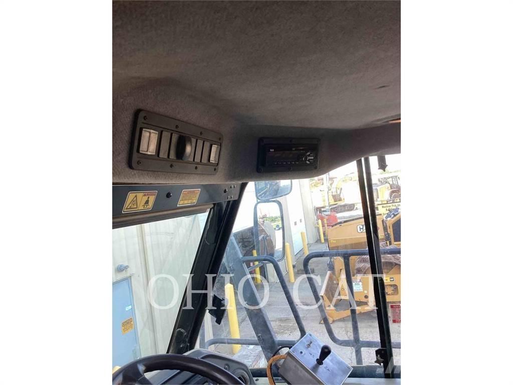 CAT 725C WT Csuklósdömperek