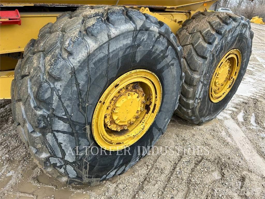 CAT 725C2 Csuklósdömperek