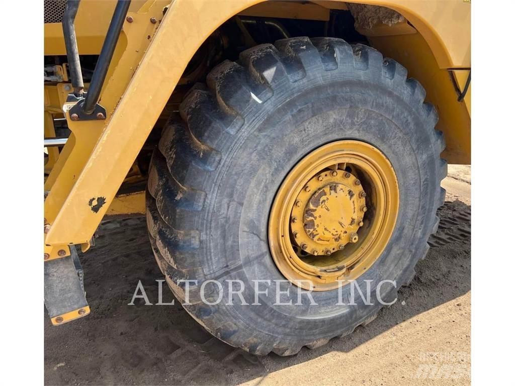 CAT 725C2 Csuklósdömperek