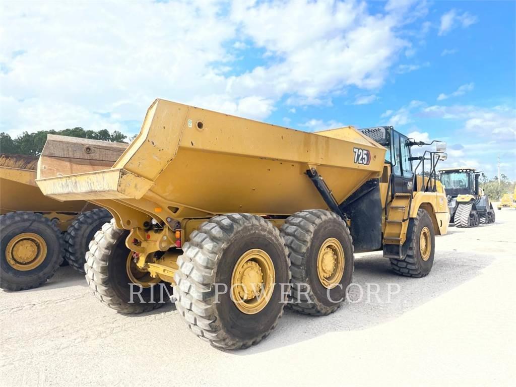 CAT 725WW Tartályos teherautók