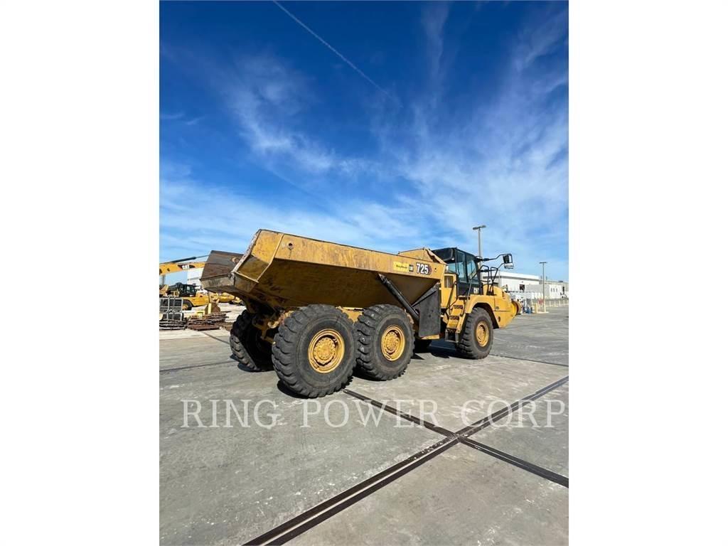 CAT 725WW Tartályos teherautók