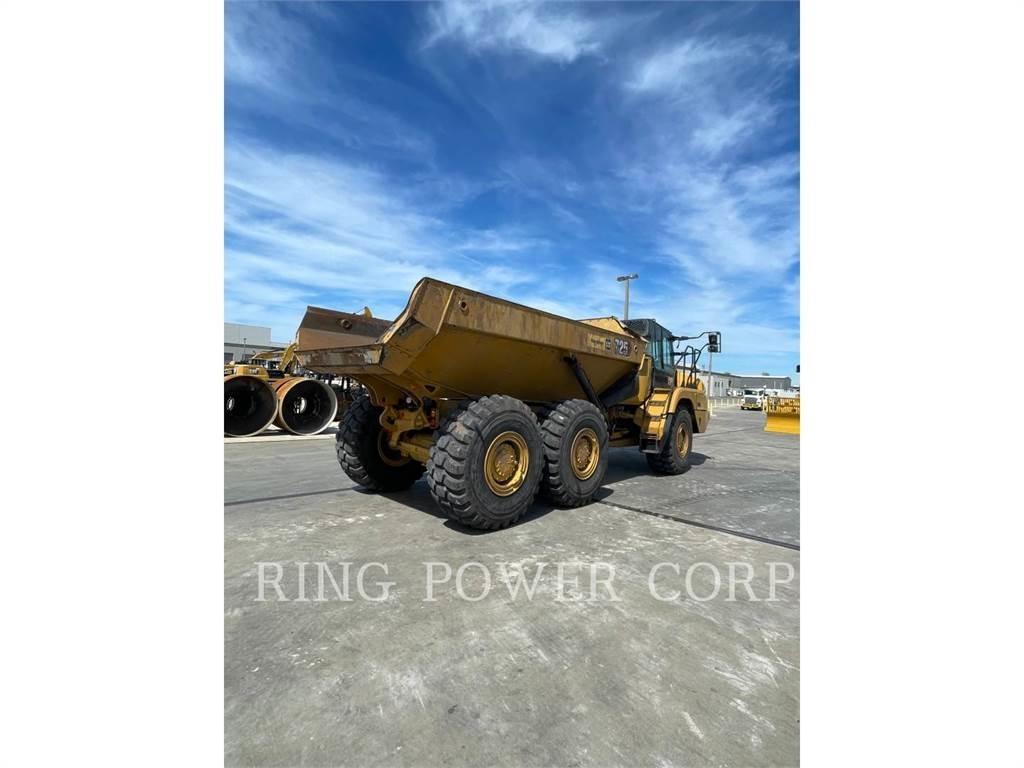 CAT 725WW Tartályos teherautók