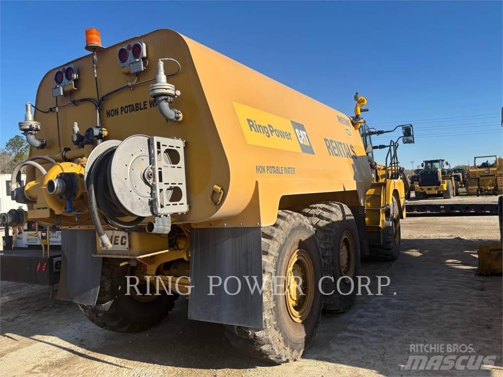 CAT 725WW Tartályos teherautók