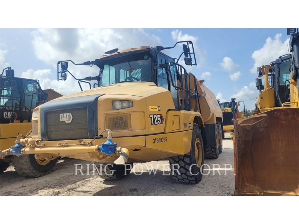 CAT 725WW Tartályos teherautók