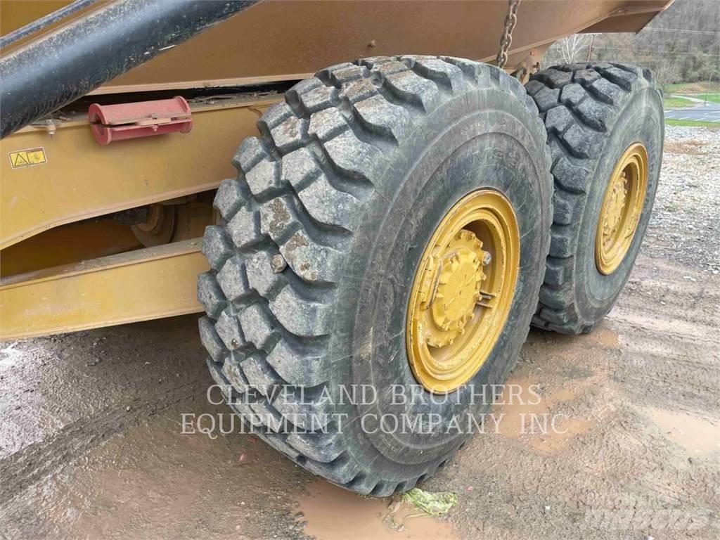 CAT 730 Csuklósdömperek