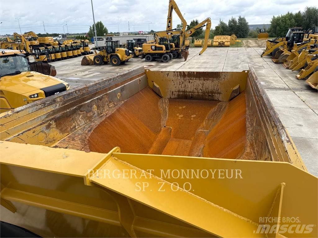 CAT 730 Csuklósdömperek