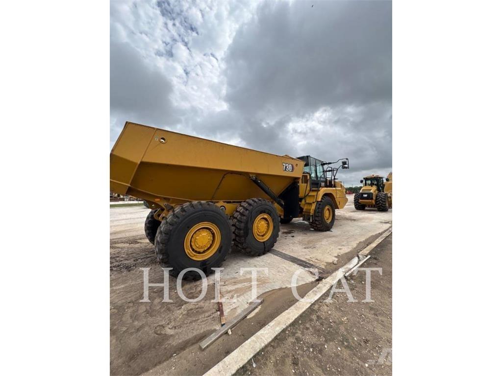 CAT 730 Csuklósdömperek
