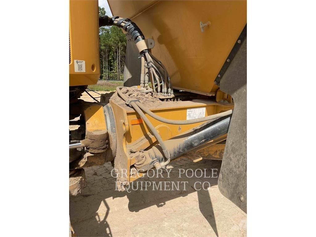 CAT 73004 Csuklósdömperek