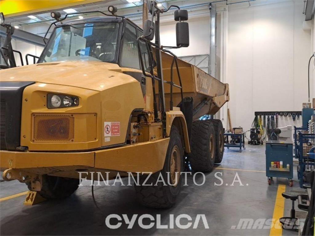 CAT 730C Csuklósdömperek