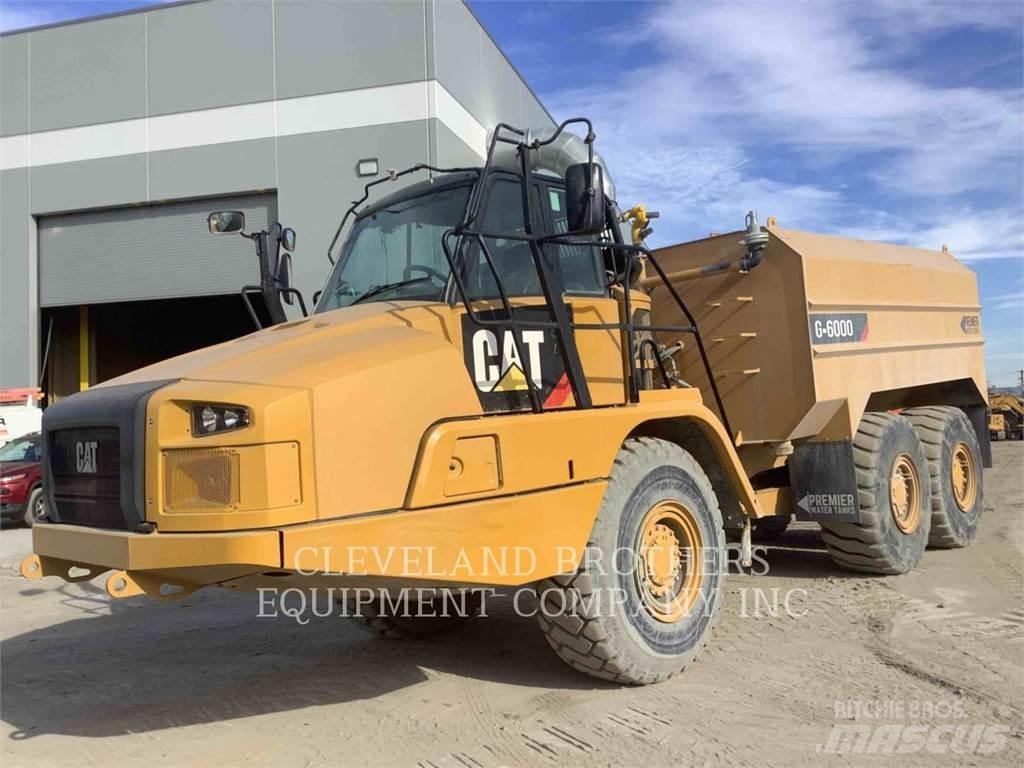 CAT 730C WW Vízszállító teherautók