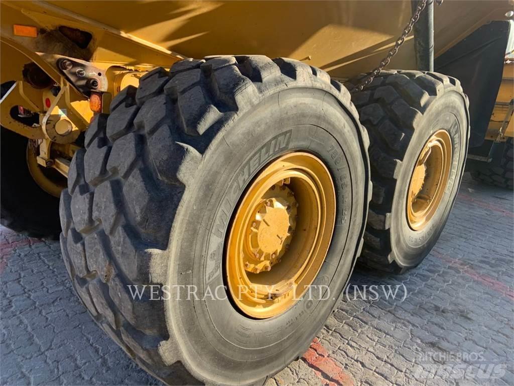 CAT 730C2 Csuklósdömperek